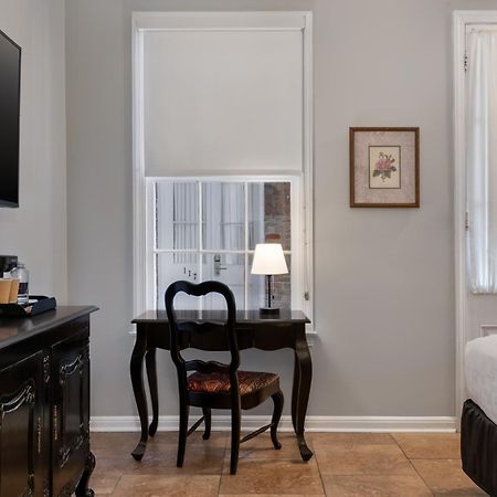 Chateau Hotel New Orleans Bagian luar foto