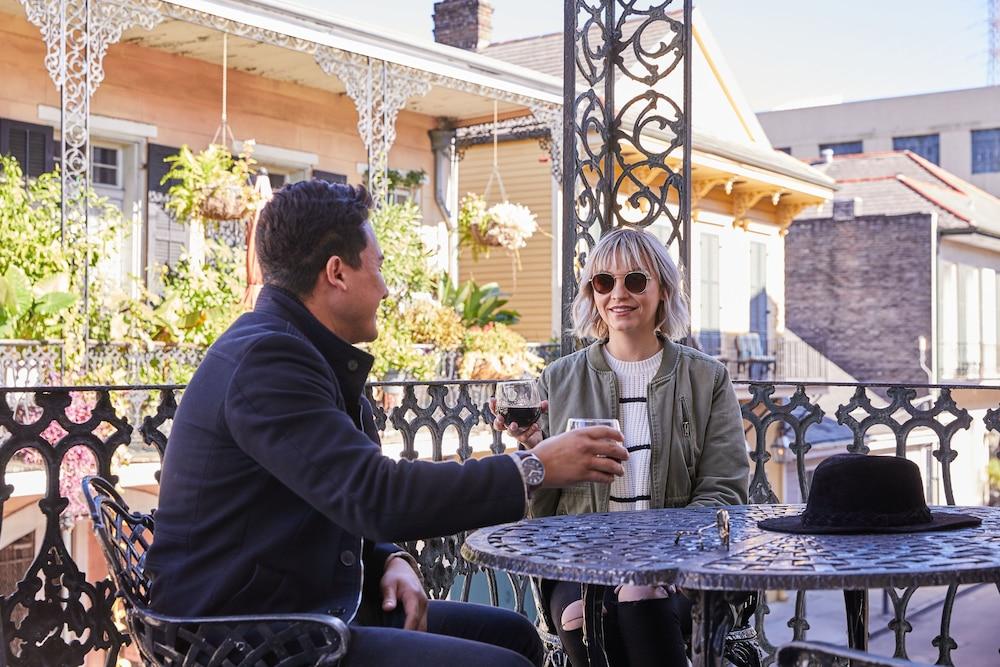 Chateau Hotel New Orleans Bagian luar foto