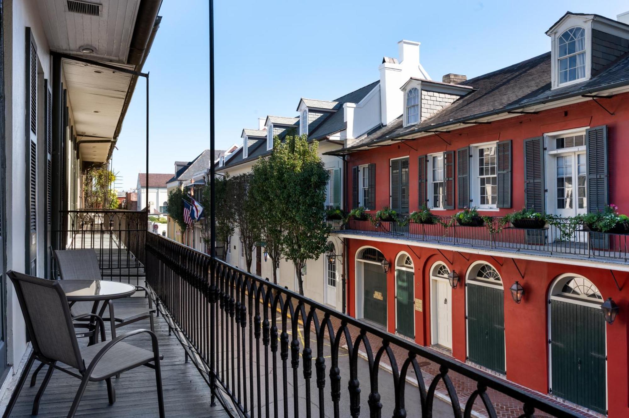 Chateau Hotel New Orleans Bagian luar foto